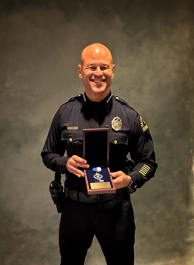DallasPD's tweet image. Congratulations to @DPDChiefGarcia and Assistant Chief Reuben Ramirez who received the 2024 State of Texas Law Enforcement Achievement Award for Professional Achievement. They accepted the award in Austin, for their work in the creation of the Dallas Police Wellness Unit.
