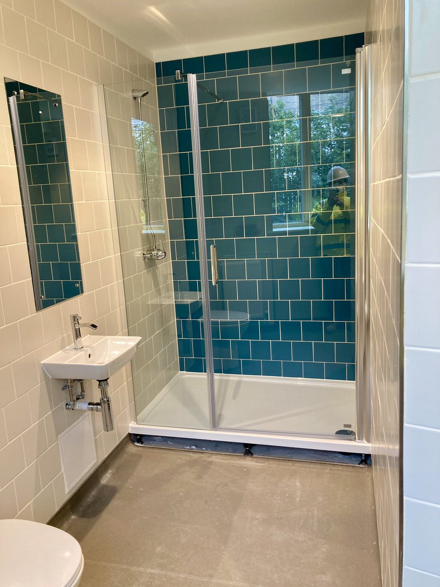 Bradford_Live's tweet image. A look at some of the front of house and backstage bathroom facilities.