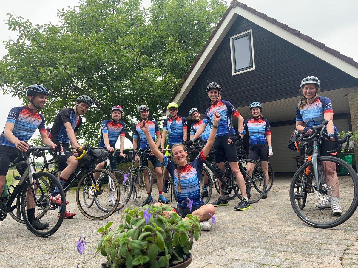 #Cycling4Climate 🚲🌊 | We are proud of the team of WUR scientists that demonstrated their commitment to climate action today! They cycled or ran along the 'future' coastline of The Netherlands, if climate change is not altered. Let’s show them some support!