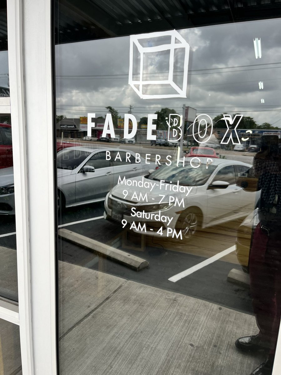 TeamGumball5's tweet photo. It’s Friday and I just got my first beard trim, Siri play Queens of the Stone Age cause I’m feelin it. Daddy Mode activating in 3…2..1 LFG!!! 🤣 #SupportLocal #FadeBox https://t.co/ahixaikaY9