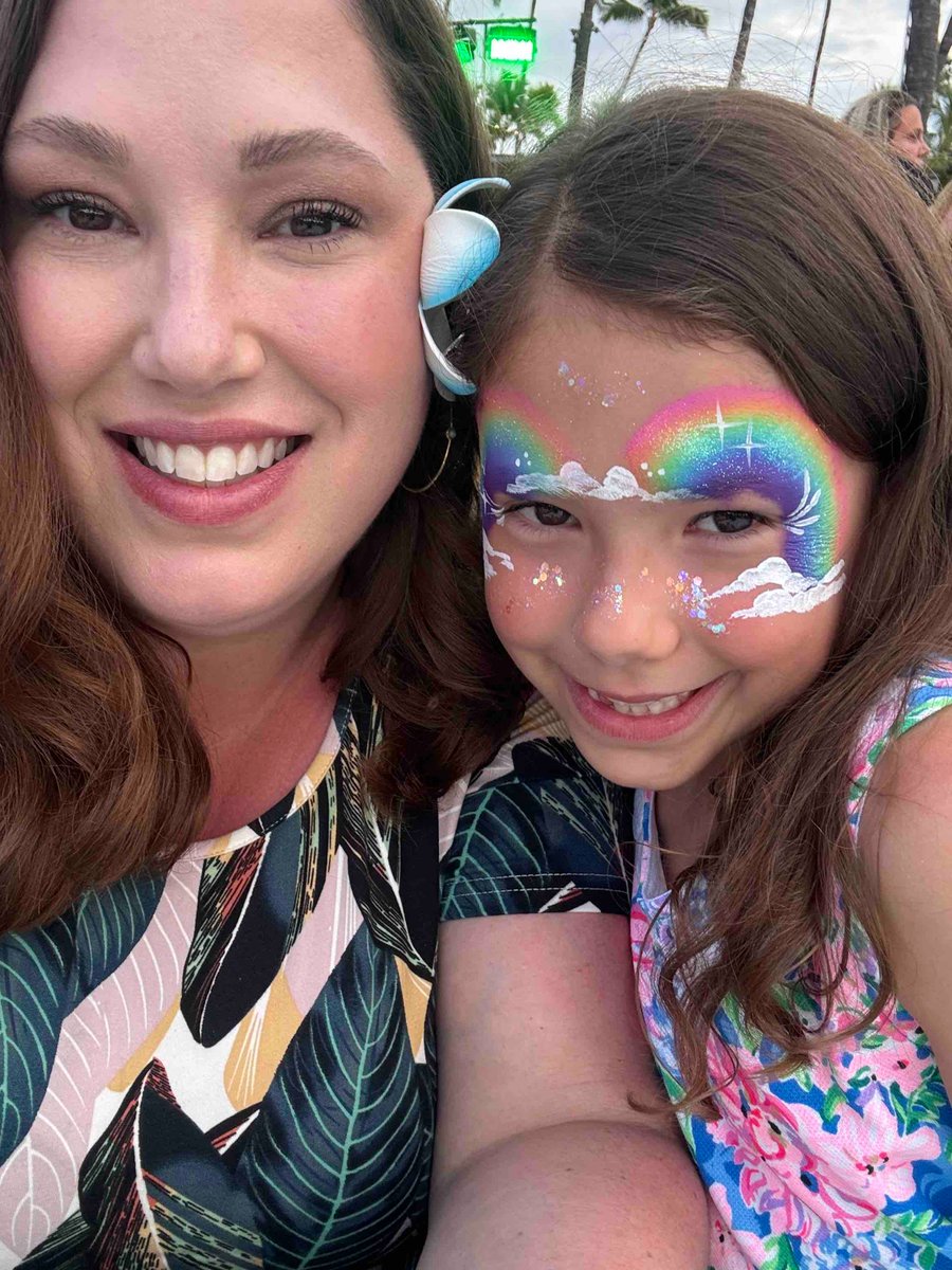 sfjenny97351's tweet photo. Happy Selfie Day! Celebrate by sharing your best selfie! π
#selfie #statefarmfamily #localagent #monmouthindependence #sfjenny97351 #likeagoodneighbor #sfjenny https://t.co/PplxFYQ05K