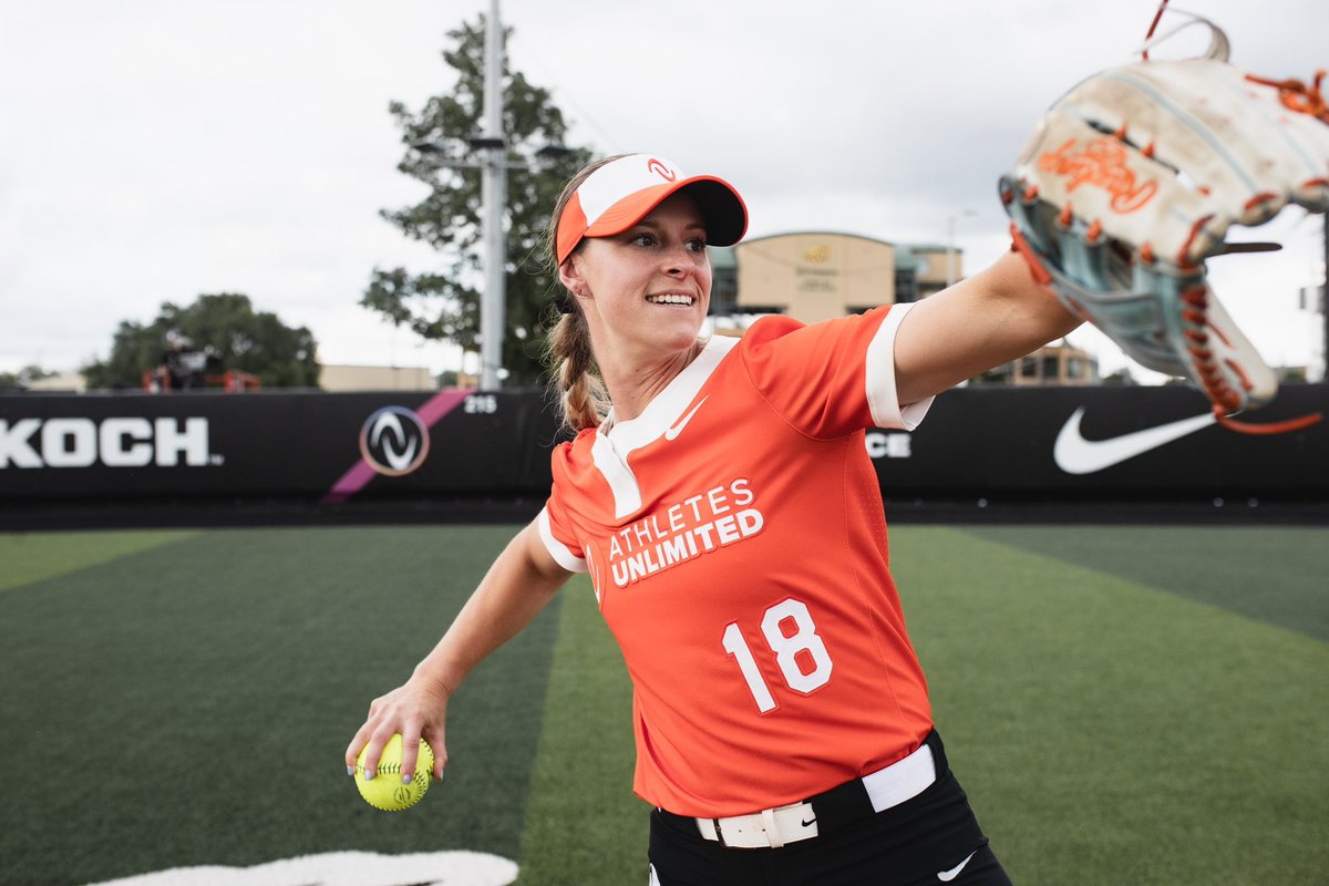 theAUSLofficial's tweet photo. Mover of Series 2: @mzerkleee 📈 

Making the largest leap up the leaderboard after Series Two play is outfielder Morgan Zerkle, breaking into the top 10 from 35th.

🔗 https://t.co/R0sH1lHy4L https://t.co/HgSWkPnm41