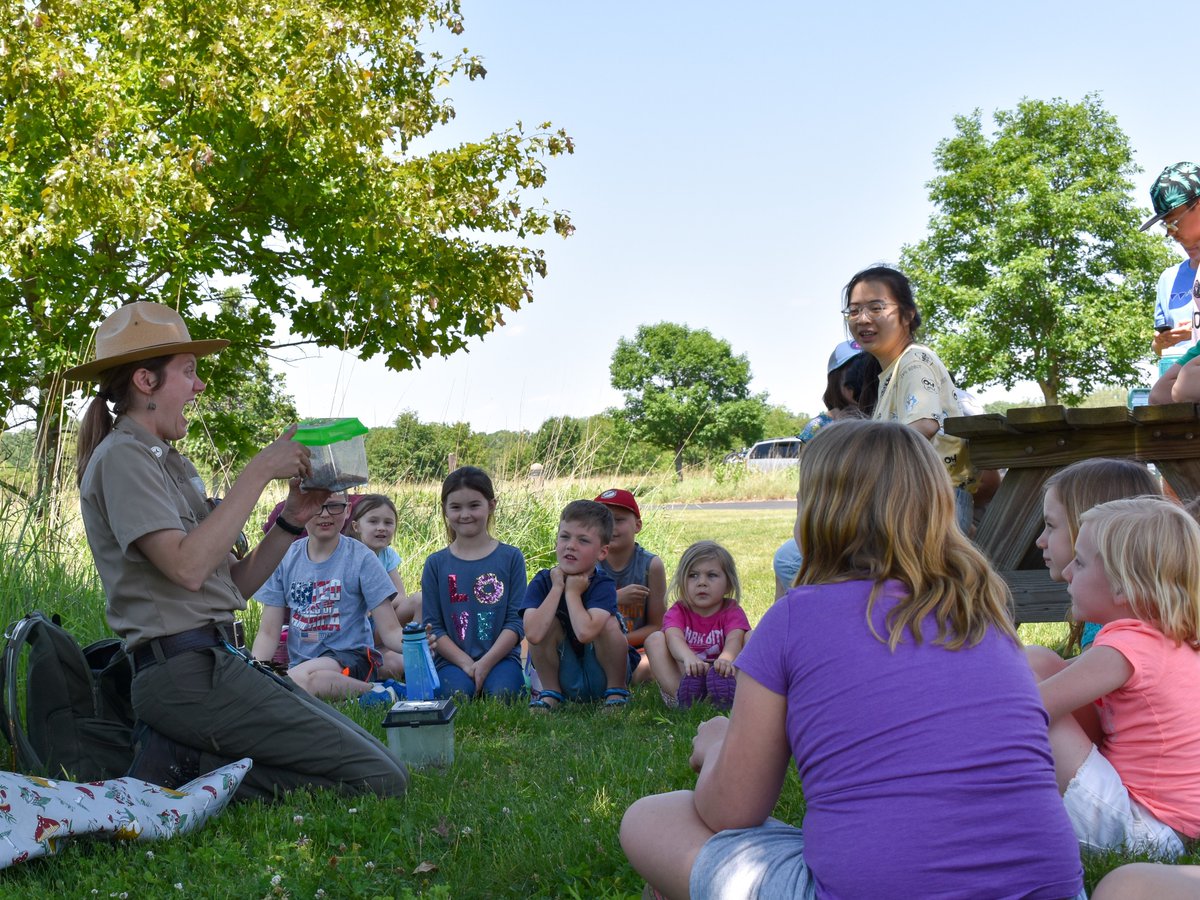 indiananrf's tweet photo. From engaging with reptiles to learning about the importance of native prairie, students recently had an exciting day exploring Prophetstown State Park as part of the Discover the Outdoors field trip grant program! 🐍🌻

Read more about their trip at https://t.co/xOR2QNAdBw https://t.co/gq6SptFow3
