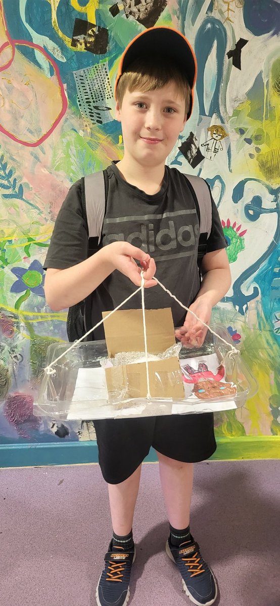 chs_tyfu's tweet photo. A cute one to end the week!  Tyfu pupils have made flour babies and this pupil is taking it very seriously - in addition to the crib he's made for home, he's also made a carrier so that he can take his flour baby around school!  Love it! @CwmbranHead https://t.co/orNdevvuT4