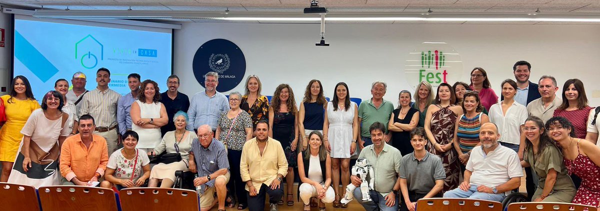 <a href="/VivirenCasaUMA/">Vivir en Casa UMA</a> Concluye la última jornada del seminario de evaluación intermedia del proyecto #VivirencasaUMA. 
Gracias por acompañarnos estos dos días y disfrutar con nosotros del seminario. 
#InnovaciónSocial <a href="/Ascdiresociales/">José Manuel Ramírez Navarro</a>