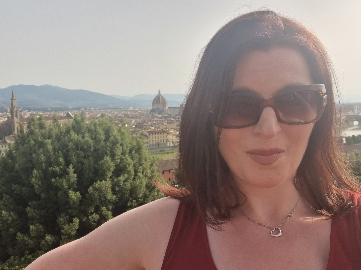 Danielle tweet media