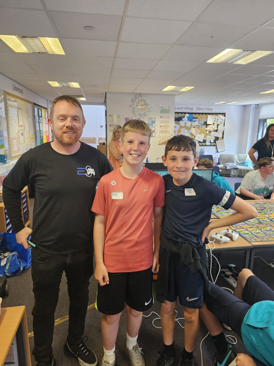 This year P7 have engaged with an Esports IDL focus. This introduction to the world of competitive gaming helped P7 develop lots of skills across technologies, maths and literacy. @EsportsSCO came to school on Thursday to run a tournament and R and O came out on top! 🏟️🎮 #STEM