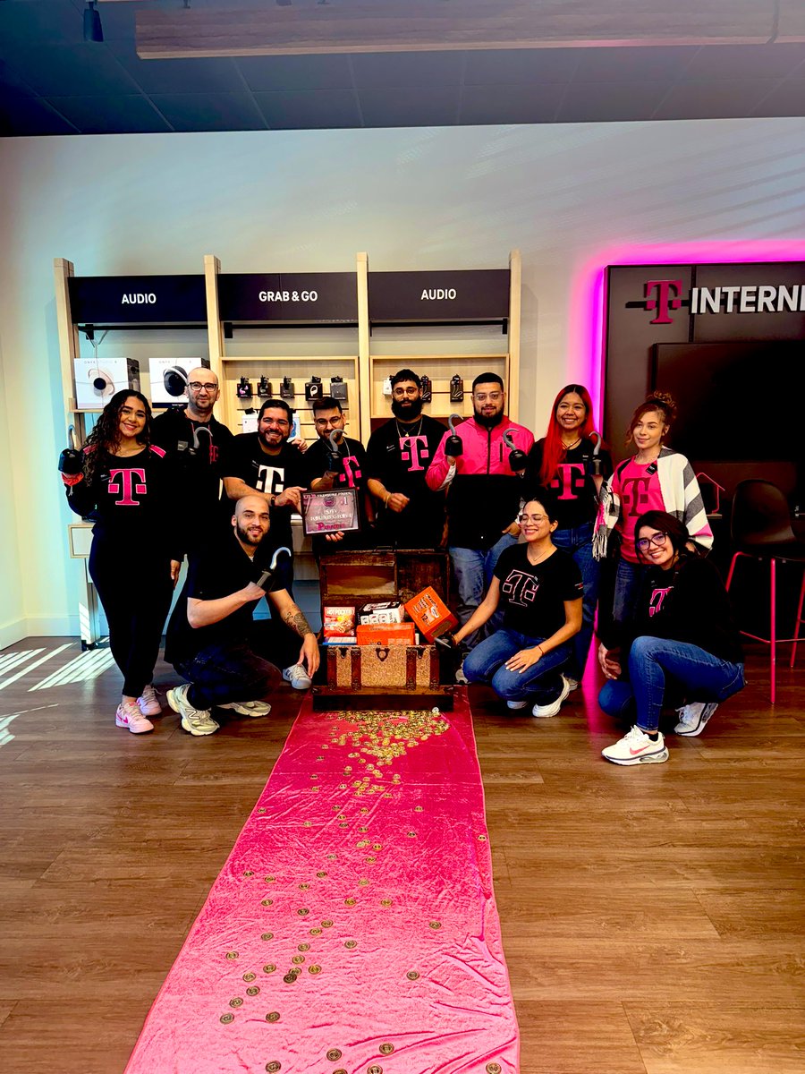 Bruce Sierra tweet media