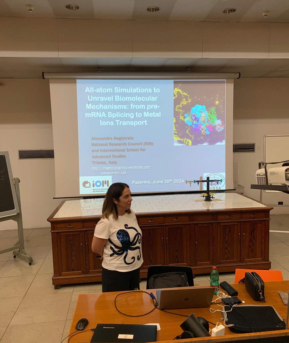 Angelo Spinello (@ang_spinello) on Twitter photo It was a great pleasure to host <a href="/Magistrato_Lab/">Alessandra Magistrato</a> here at <a href="/unipa_it/">UniPa</a> for a very interesting seminar!! <a href="/BIP_BioInorgPa/">Bioinorganic Unipa</a>
Looking forward to your next visit in Sicily and to the next arancinA! :) It was a great pleasure to host <a href="/Magistrato_Lab/">Alessandra Magistrato</a> here at <a href="/unipa_it/">UniPa</a> for a very interesting seminar!! <a href="/BIP_BioInorgPa/">Bioinorganic Unipa</a>
Looking forward to your next visit in Sicily and to the next arancinA! :)
