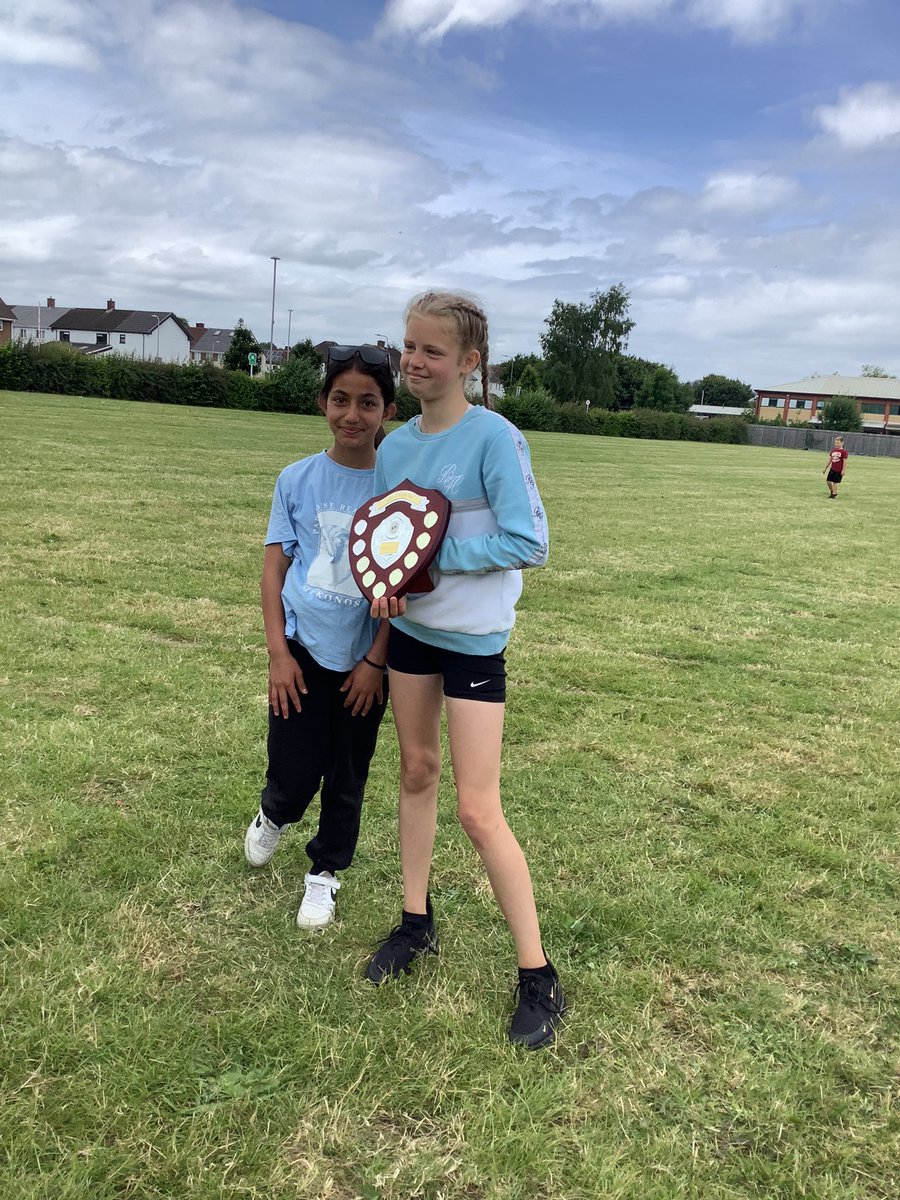 Mrs Chamberlain tweet media