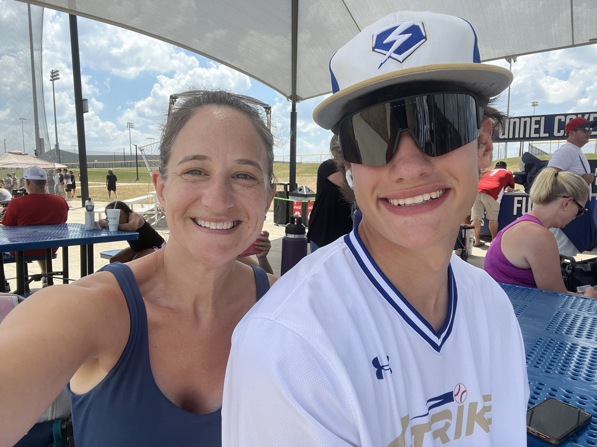 Great day for baseball! Excited to play at Summer turf Shootout in Iowa.
#playthebest #baseball #PBRIllinois