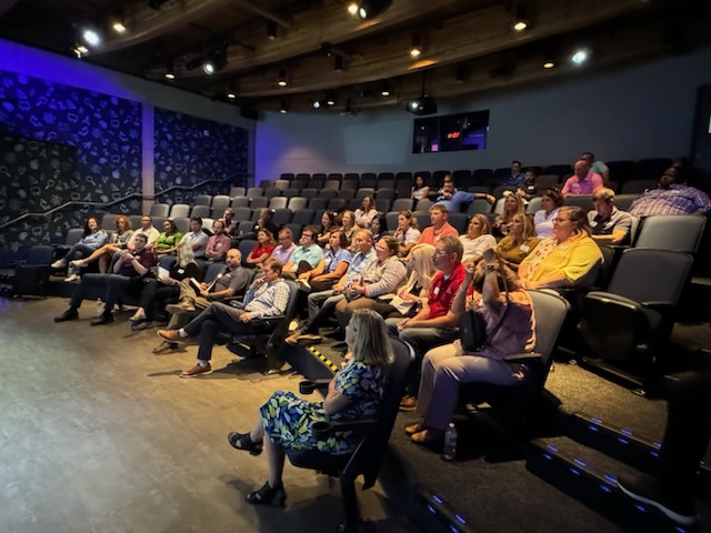 Leadership Kansas tweet media