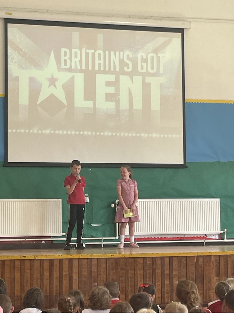 What an entertaining Talent Show on Wednesday afternoon. Thanks to Linden House and Mrs Skinner and Mrs Campbell for organising such a great event. #houseevent #buildingconfidence #fun