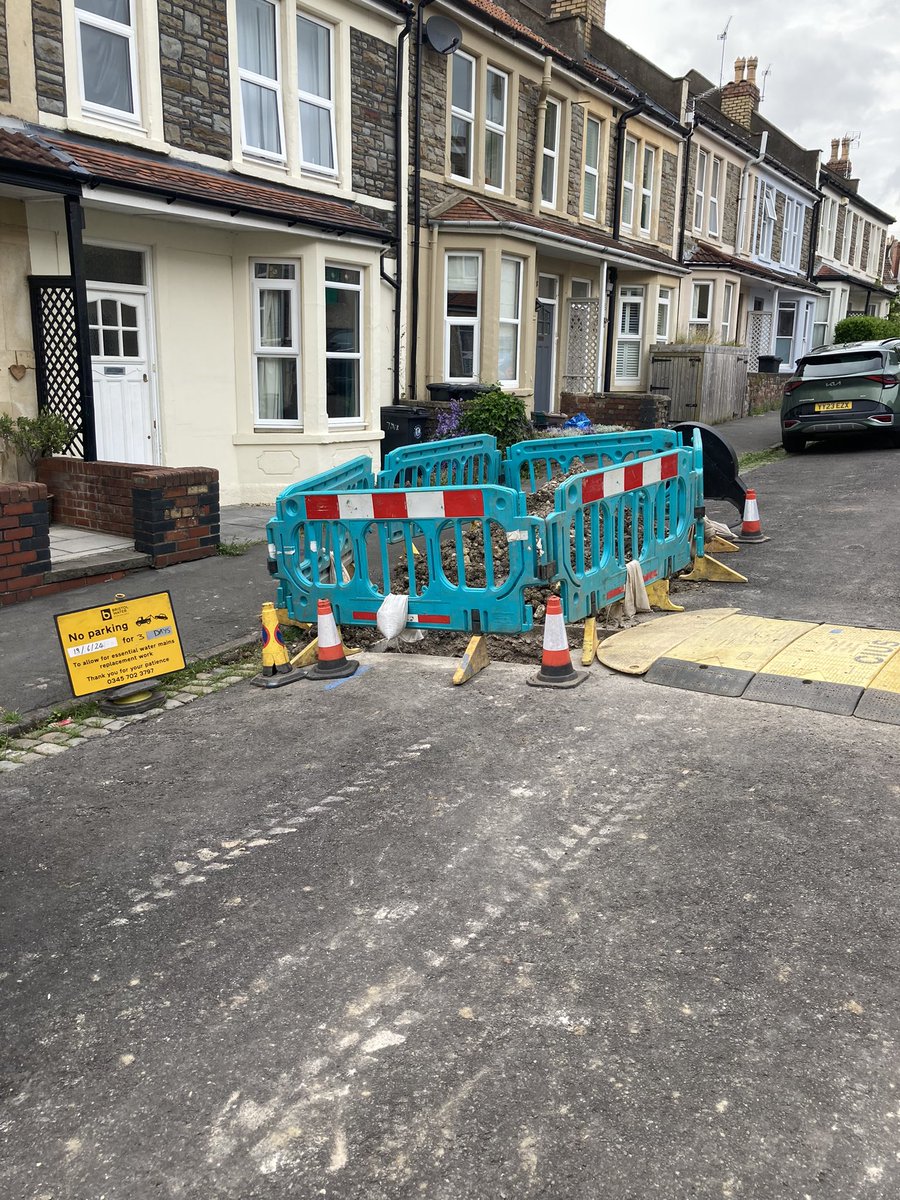 RogerFerraby's tweet photo. Dear @BristolWater The attached works on Merfield Rd #Knowle #Bristol started 19/06 &amp; were due to finish today!!. Apart from 19/06 nobody has worked on it. When will these works be completed as it is extremely inconvenient for residents who live in the street? @BristolLive https://t.co/VHfMOGgGhR