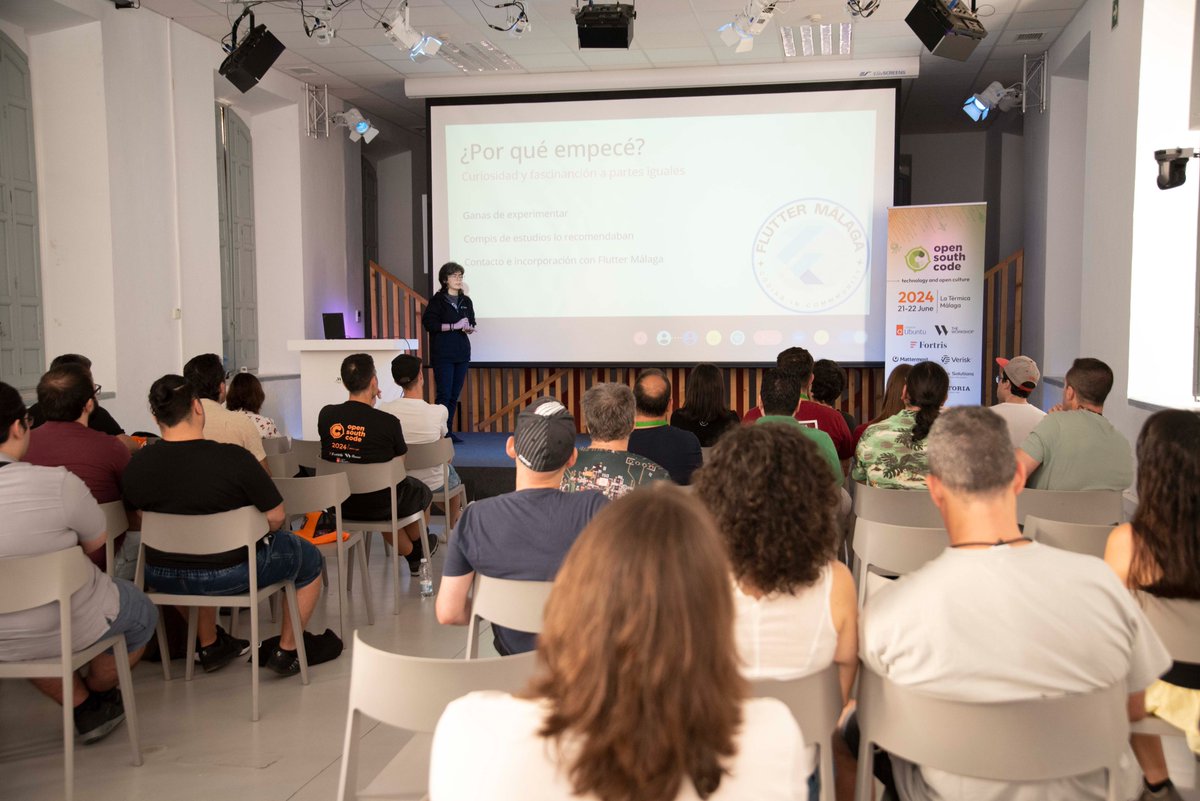 OpenSouthCode's tweet image. 📱 Elena G Blanco (@Beelzenef_ ) nos llevó a descubrir cómo crear apps multiplataforma con Flutter. ¡Un primer paso esencial para cualquier desarrollador! 🚀✨ #OpenSouthCode24 #Flutter #DesarrolloApp