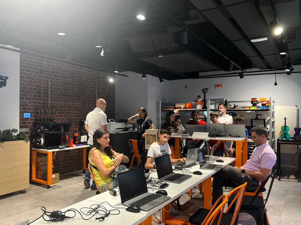 MASORANGE ESG tweet media