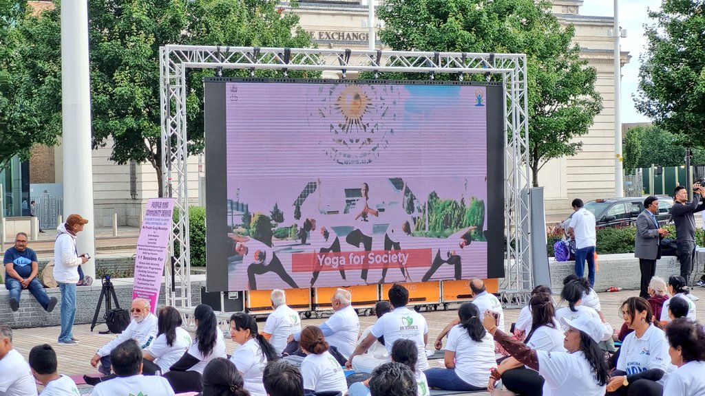 CGI_Bghm's tweet photo. Display of Videos #YogaGeet #YogaForSelfAndSociety with message of Hon’ble PM &amp; glimpses of the #Yoga celebrations worldwide at the #CentenarySquare Birmingham
@IndianDiplomacy @moayush @iccr_hq @MinOfCultureGoI https://t.co/aX3o7J0HTM