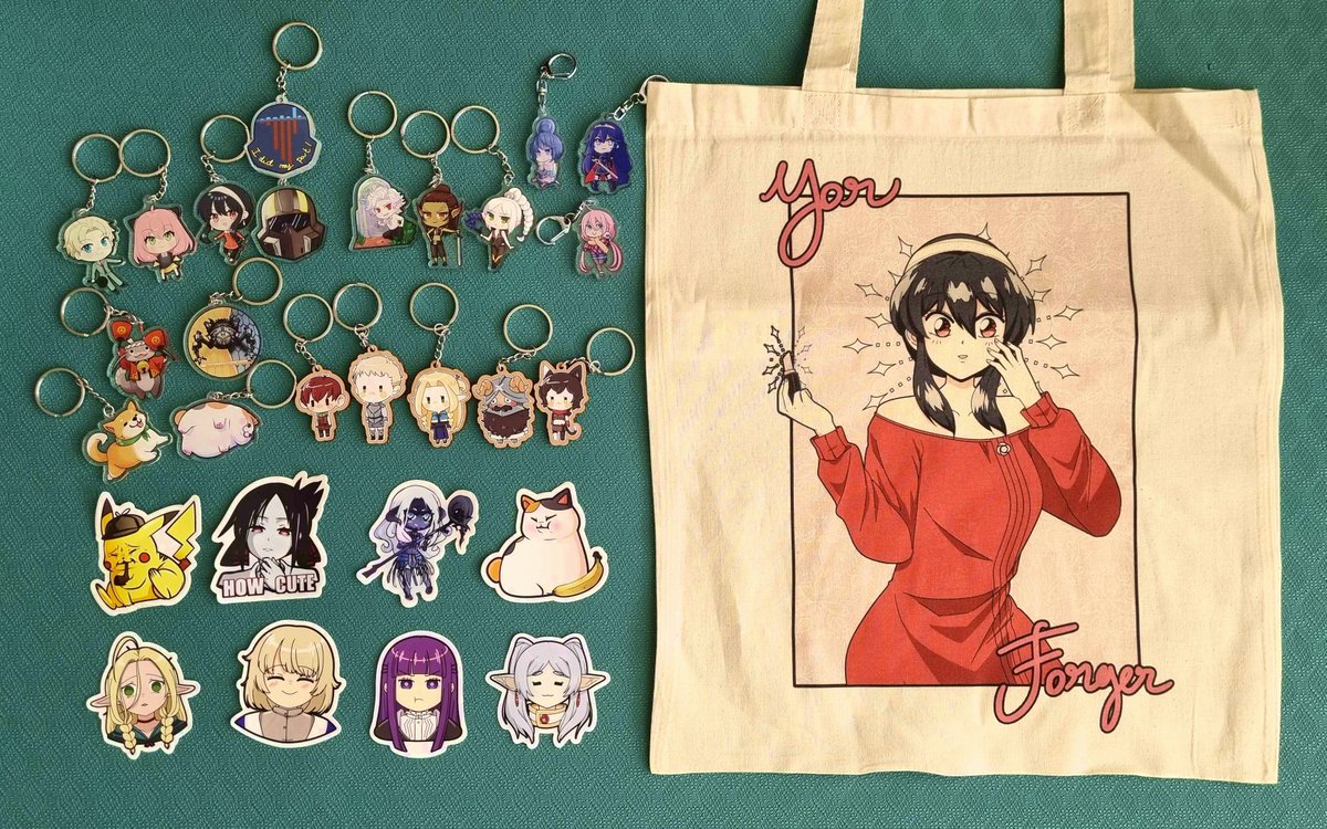 Lijeah's tweet image. All the merch (outside of prints!) has arrived 🥰