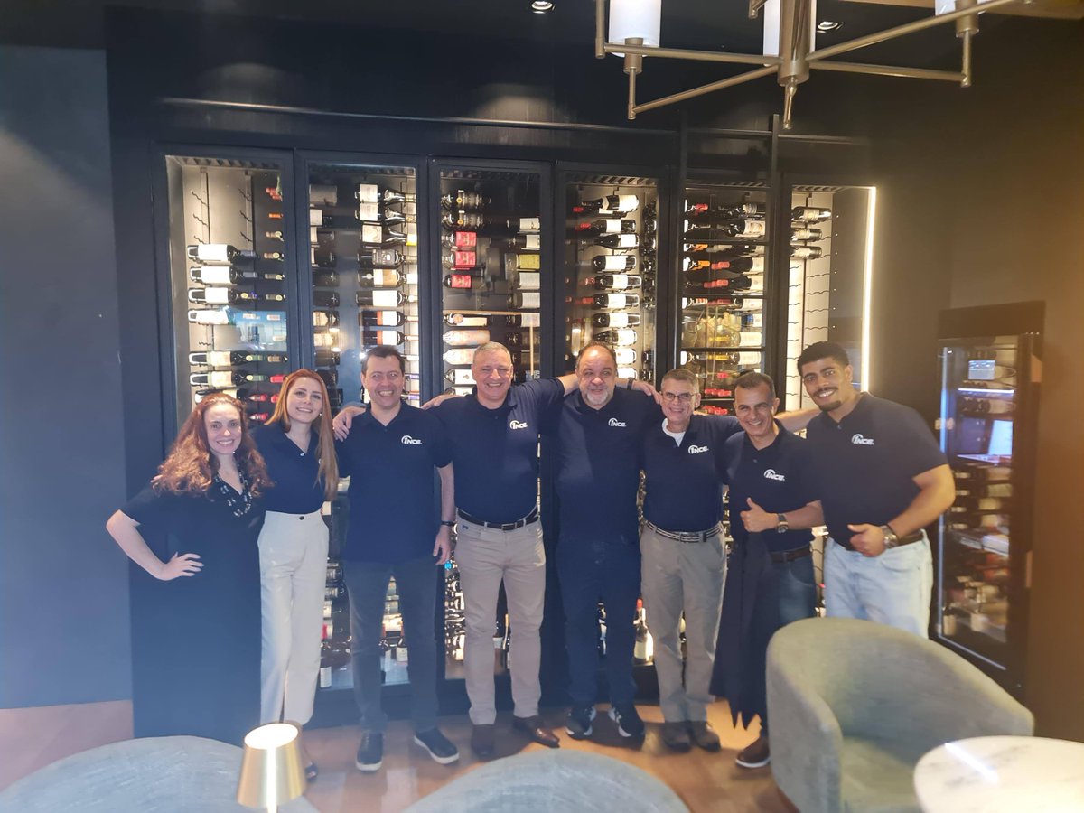1NCE_IoT's tweet image. We are thrilled to announce the launch of 1NCE in Brazil! To celebrate this exciting milestone, our global offices have come together for a special Brazilian-inspired meal.

Bem-vindo, Brazil! 🇧🇷
 
#1NCEBrazil #GlobalCelebration #IoTConnectivity