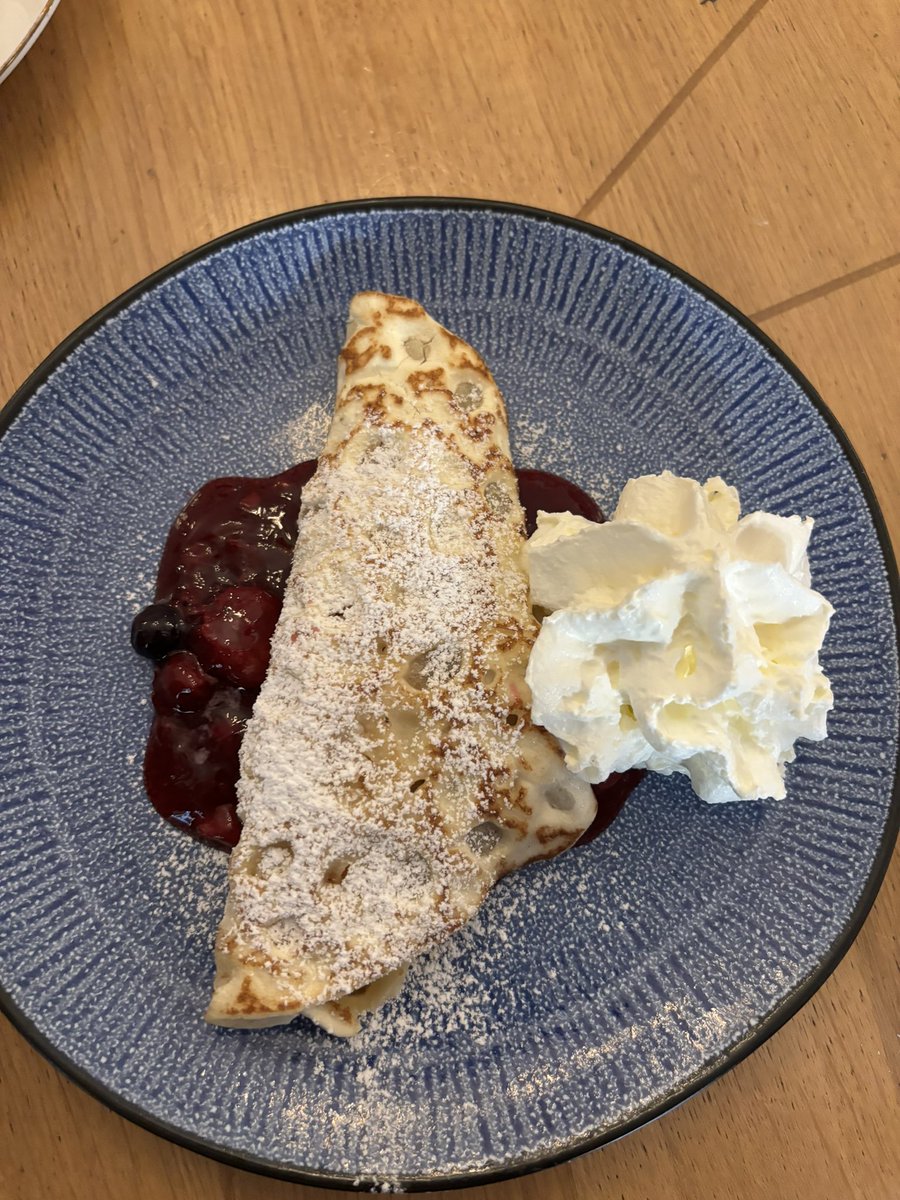 Frau WeigeltFerguson tweet media