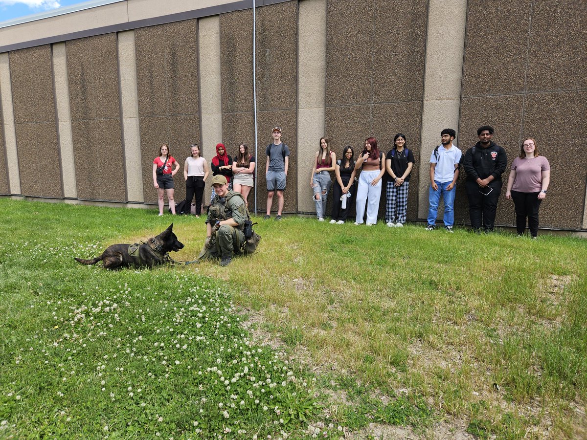 OPP_WR's tweet photo. #HaldimandOPP and #WROPP Canine Unit spent some time with these grade 11 students recently. Lots of great questions, and hopefully, a few future recruits! #besafe #lawclass #communityengagement^pc https://t.co/zPorJ8N1Q4