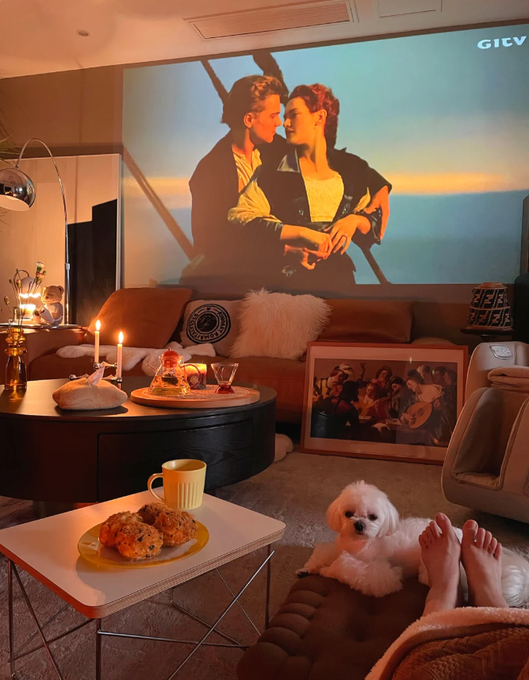 shining_you12's tweet photo. When was the last time you guys watched Titanic? https://t.co/eXjcuBUsc3