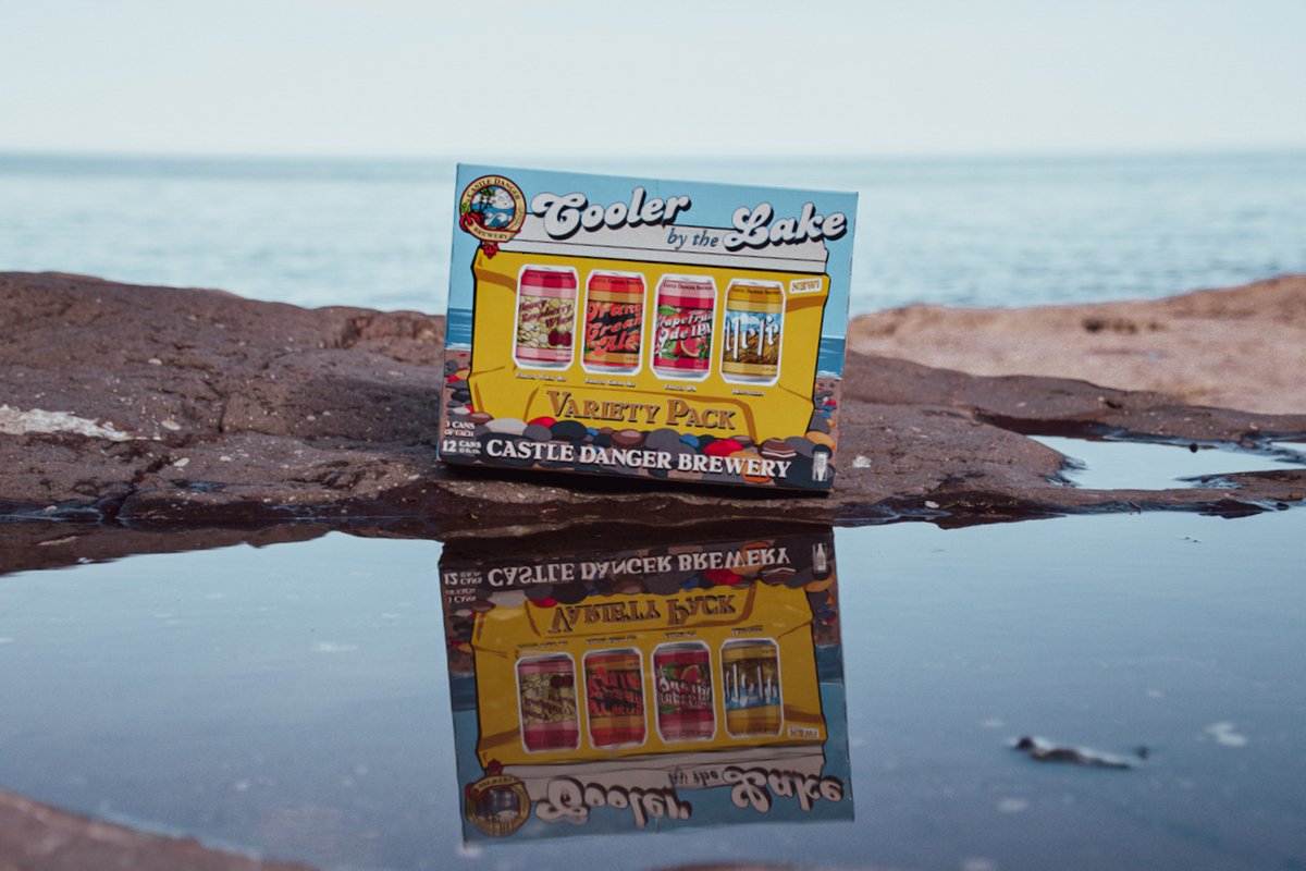 Cool(er by the Lake) for the Summer. 🌊

#castledangerbrewery #coolerbythelake #coolforthesummer #craftbeer #mncraftbeer #lakesuperior