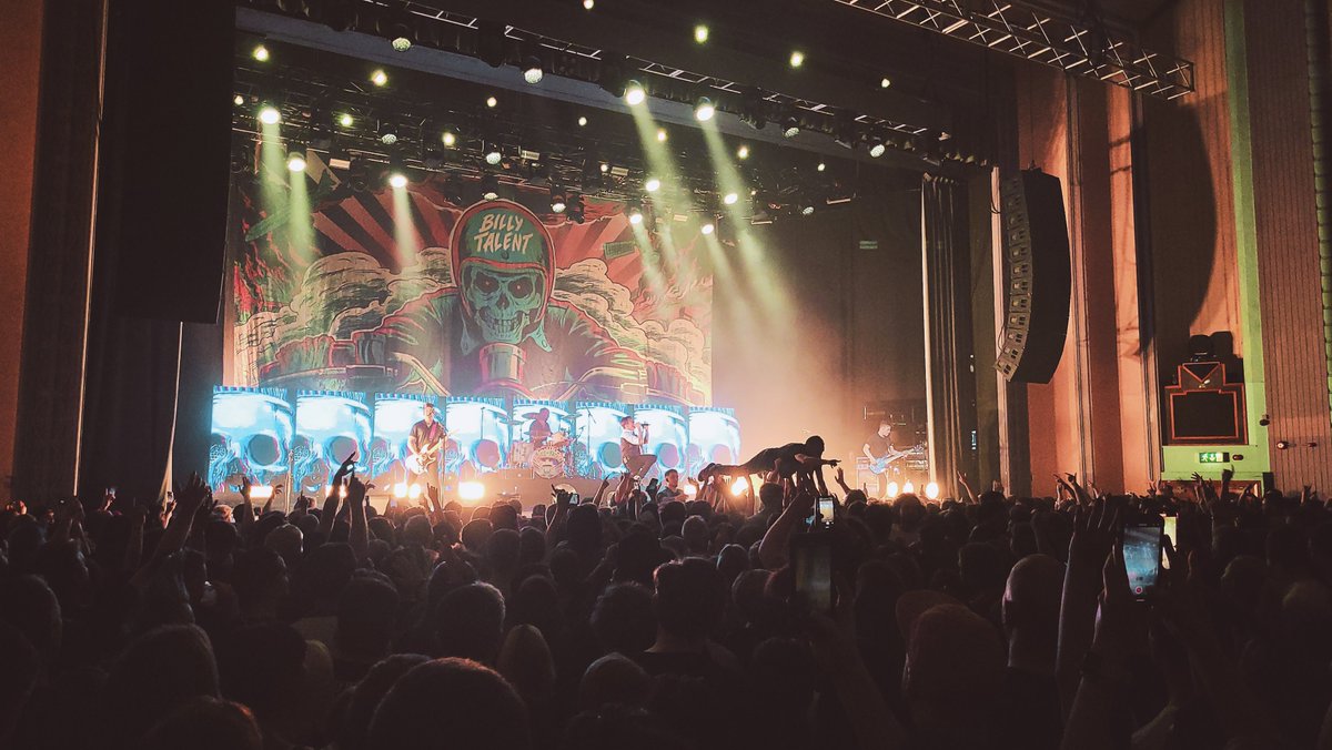 RedRumRaven93's tweet photo. @BillyTalentBand No Thank you Guys @BillyTalentBand ! Absolutely Blinding Gig ! https://t.co/9kP7nwNziz