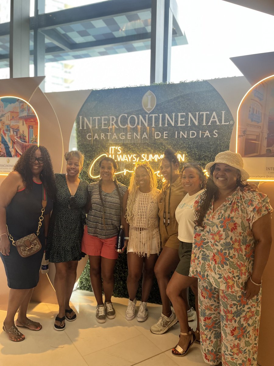 successwsagiven's tweet image. All the #Spelmanites on 3, say cheese! 📸

#SpelHouse international homecoming experience day 2.