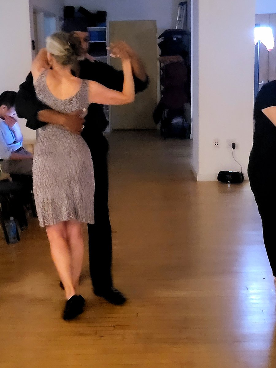 bearsr123's tweet photo. Yin &amp; Yang Milonga with Monica Paz
7:30-11:30 PM Saturday, June 22nd 
6:30-7:30 PM Pre-milonga class Monica Paz $20.
Balance Arts Center
151 W 30th St, 6th Floor,
New York, NY 10001 https://t.co/5dicArnJc6