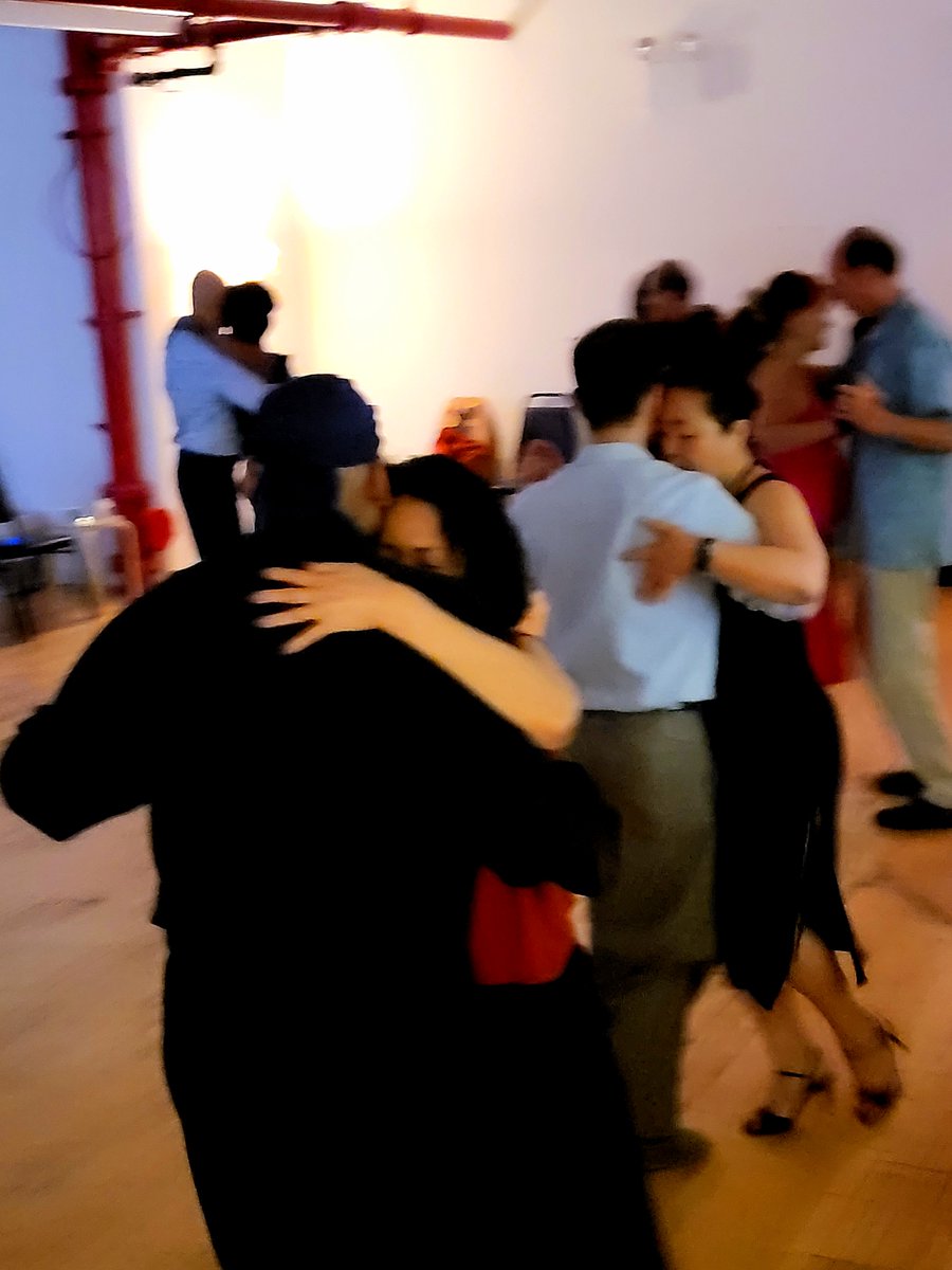 bearsr123's tweet photo. Yin &amp; Yang Milonga with Monica Paz
7:30-11:30 PM Saturday, June 22nd 
6:30-7:30 PM Pre-milonga class Monica Paz $20.
Balance Arts Center
151 W 30th St, 6th Floor,
New York, NY 10001 https://t.co/XMScdcgIQH