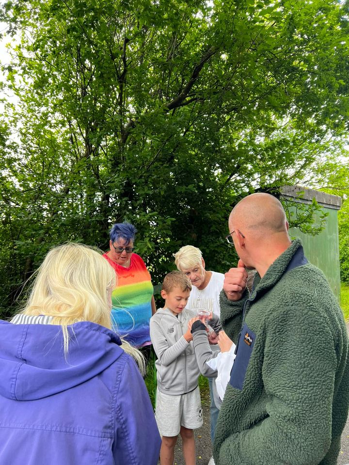 Ai-Lin (@ailinkee) on Twitter photo A few more photos from this afternoon's <a href="/coedlleol/">Coed Lleol / Small Woods</a> Minibeasts session <a href="/Parcbrynbach/">Parc Bryn Bach</a>. #natureconnection #getoutside #getoutdoors #invertebratesmatter A few more photos from this afternoon's <a href="/coedlleol/">Coed Lleol / Small Woods</a> Minibeasts session <a href="/Parcbrynbach/">Parc Bryn Bach</a>. #natureconnection #getoutside #getoutdoors #invertebratesmatter