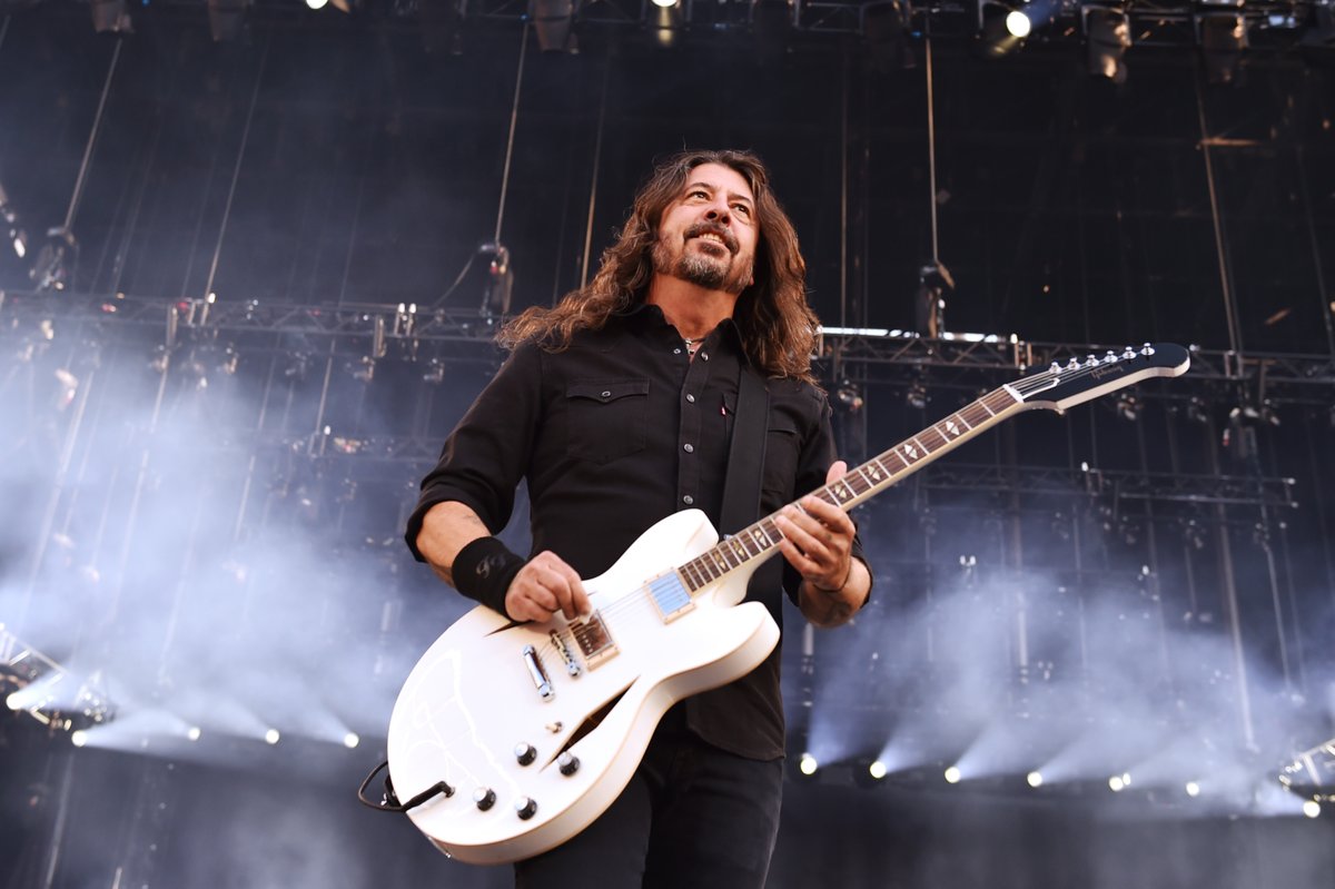 Foo Fighters tweet media