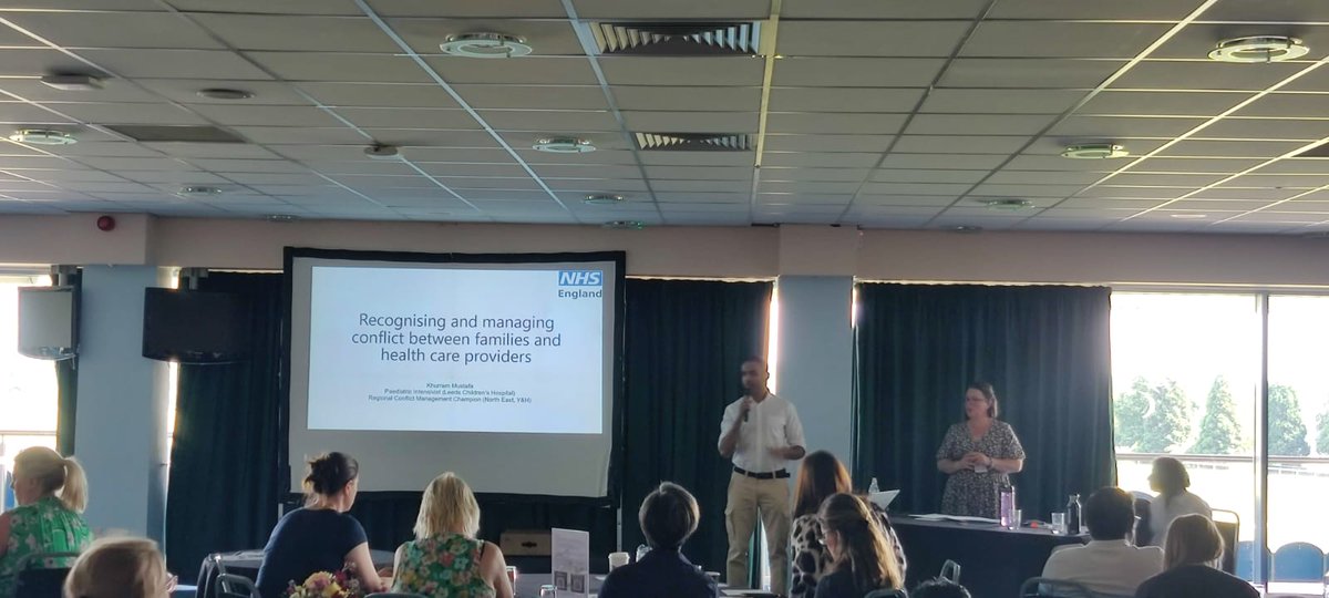 Dr Khurram Mustafa sharing his work around managing conflict between families and healthcare providers 
#BrewingBrilliance