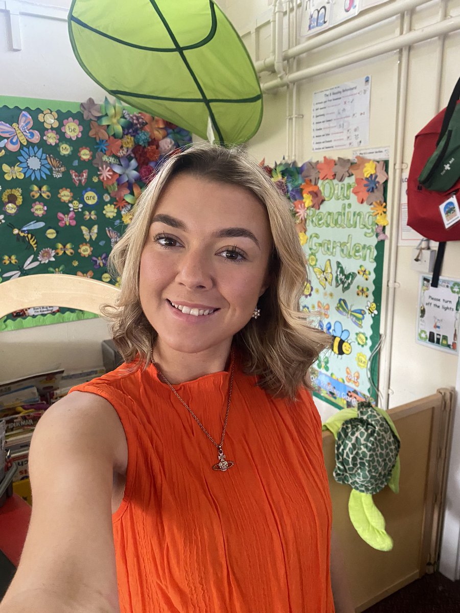 Miss_Lewis18's tweet photo. I completed my final placement of my student teaching today. 

I am overwhelmed with joy and can’t  wait for my next chapter thanks to @PGCEswanseauni 💖 https://t.co/0NBCIOwiXh