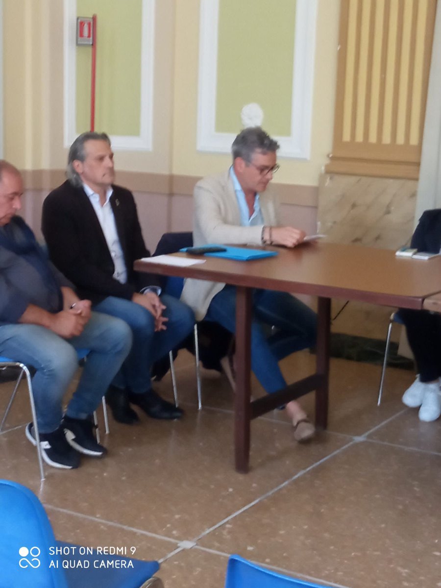 1ºConsiglio Comunale #CisanosulNeva!
Giuramento del sindaco, nomina Giunta e intervento capogruppo Francesco Grana.
Una nuova esperienza per me che per la prima volta siedo tra la minoranza di un'istituzione pubblica.
Spero di riuscire a portare un contributo fattivo per il paese