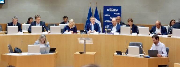 Lors de la séance plénière du Conseil Régional, j’ai été élu 3ème Vice-Président de la Région Grand Est.

Cette nomination est une réelle fierté car elle vient en reconnaissance d’un travail de fond mené sur les dossiers, un travail de terrain auprès des élus, des associations et