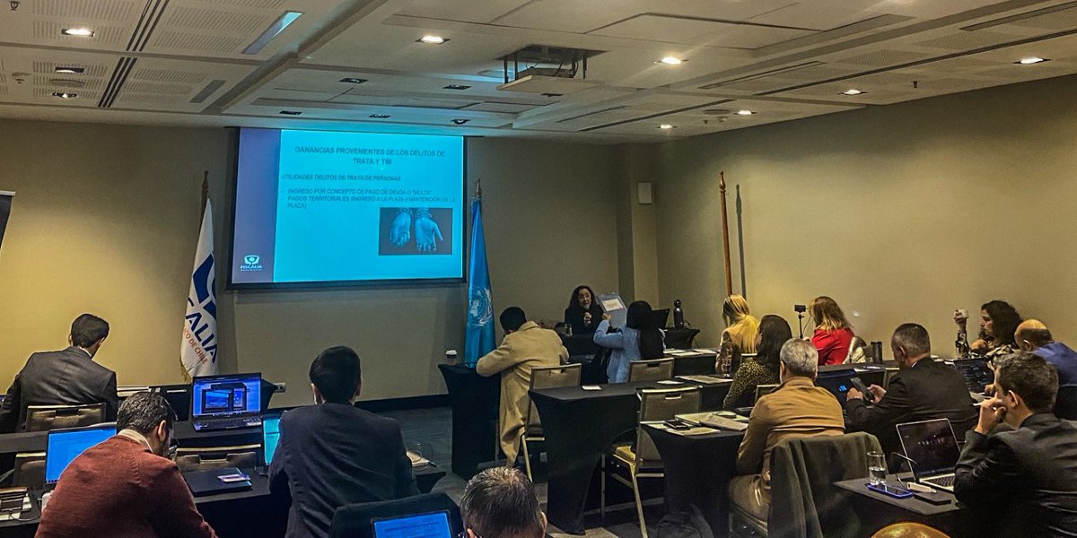 UNODCROCOL's tweet photo. #ProyectoTurquesa es una iniciativa que optimiza esfuerzos para la identificación y persecución efectiva de la trata de personas y tráfico ilícito de migrantes a través del trabajo conjunto con policías y fiscales especializados de las Américas.
#REDTRAM #INTERPOL #ISON #HTEG https://t.co/YEve47x0Xc