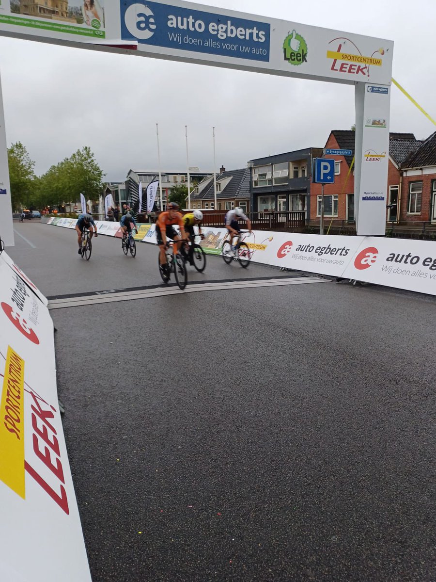 Rick Ottema wint de ronde van Leek!