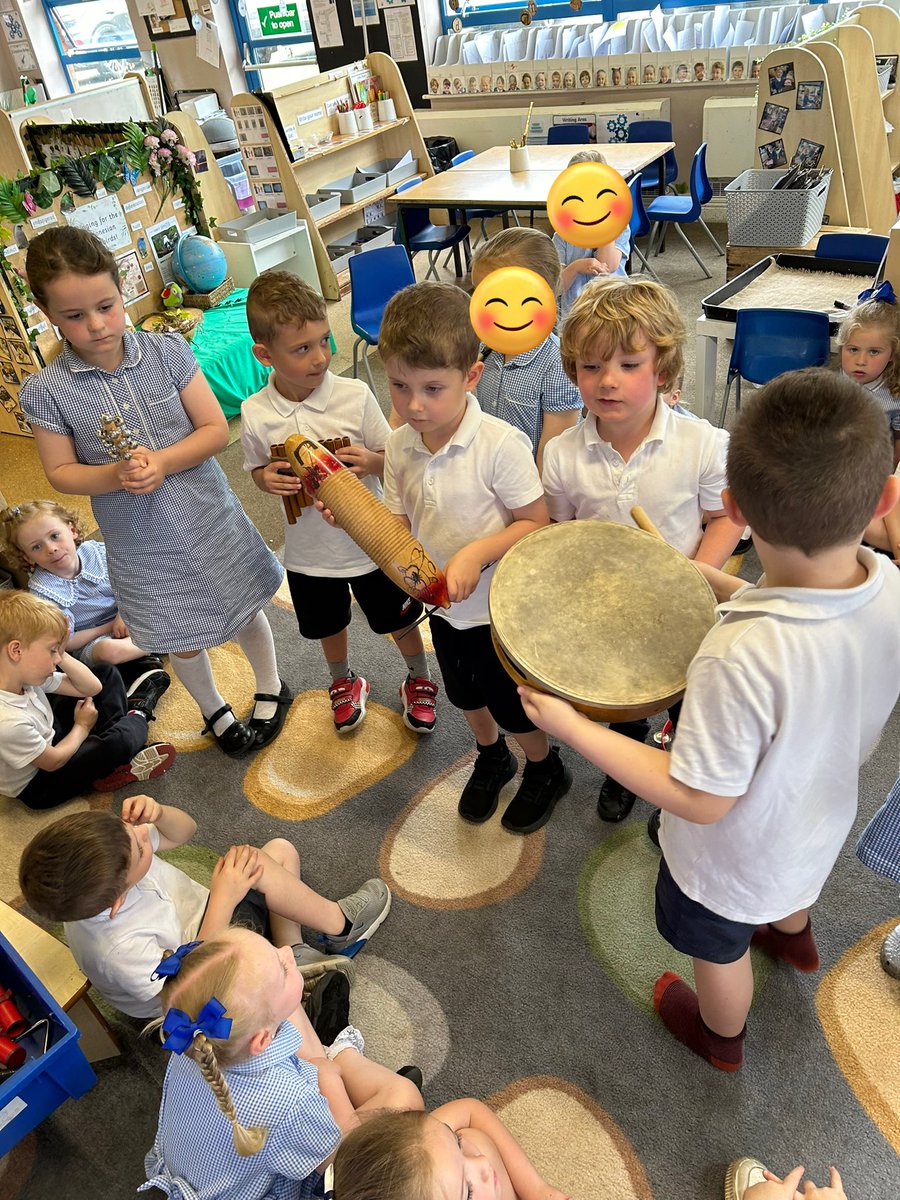 PCPFoxes's tweet photo. We listened to songbirds and explored how to make these sounds with a range of instruments! #pcpconservation #expressiveartsanddesign https://t.co/X9ykGpqxv4