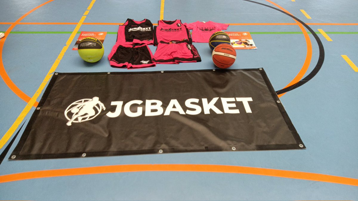 JGBasket's tweet photo. Pues ahí estamos con la ayuda de un equipazo con todo preparado para empezar el lunes nuestro Campus JGBasket que alcanza su 21 Edición.

#campusjgbasket https://t.co/rJ0bjQmLO5