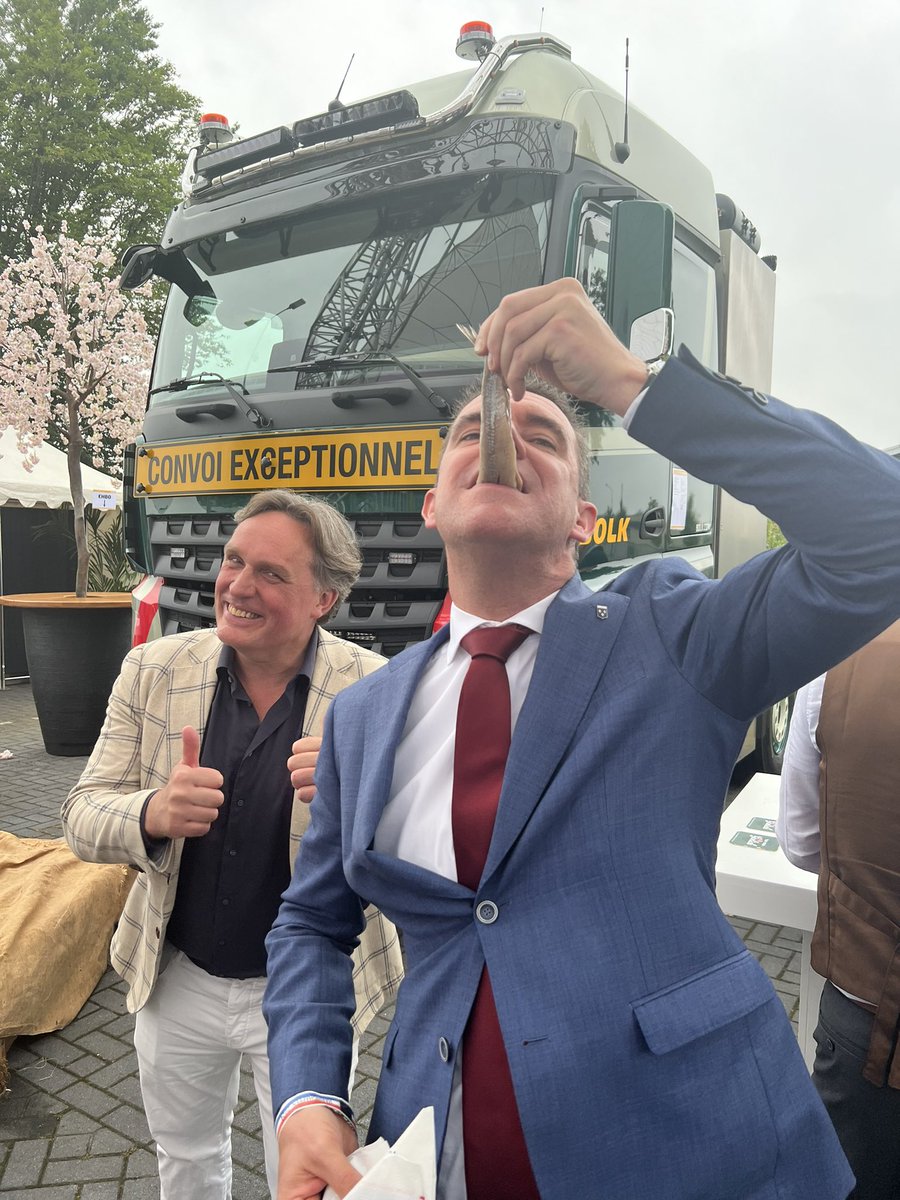 Het was weer gezellig bij de traditionele #haringparty bij #Bolk Almelo 🇳🇱!