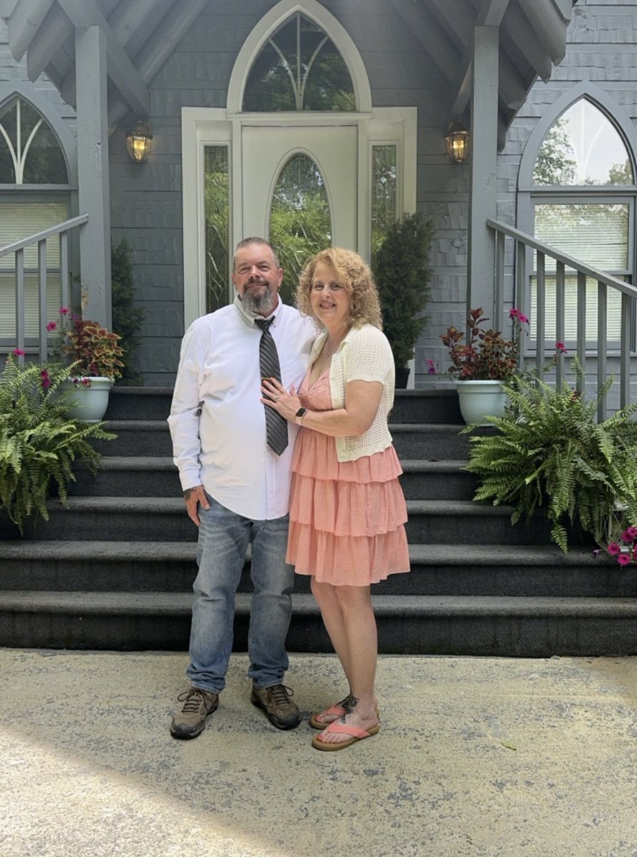 910rescue's tweet photo. We got married on our 11 year anniversary of our first date❤️ https://t.co/zKibzQysvQ