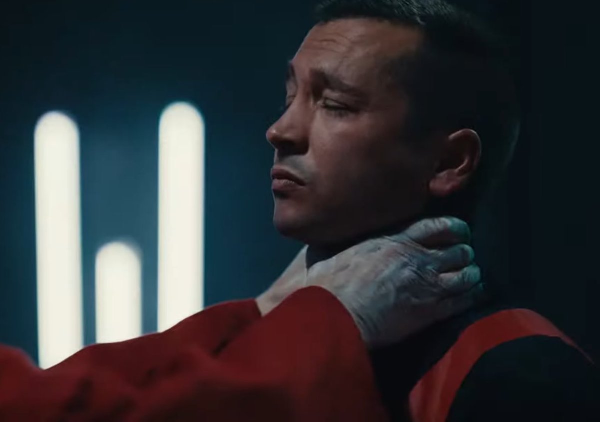 blurrywallows's tweet photo. EN JUMPSUIT TENÍAMOS A UN CLANCY TOTALMENTE CONTROLADO, EN PALADIN STRAIT ES CLANCY MIRÁNDOLO A LOS OJOS COMO SI ESTUVIERA POR ENFRENTARLO https://t.co/oD00BwKmih