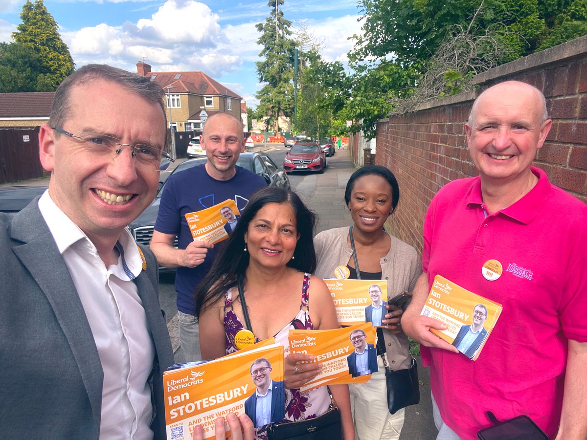 A great evening campaigning with the <a href="/WatfordLibDems/">Watford Lib Dems 🔸🔸</a> team. 

It’s clear the Conservatives won’t win the new Watford constituency and lots of people are backing <a href="/ianstotesbury/">Ian Stotesbury 🔶️</a>, who would be a brilliant MP for the area.