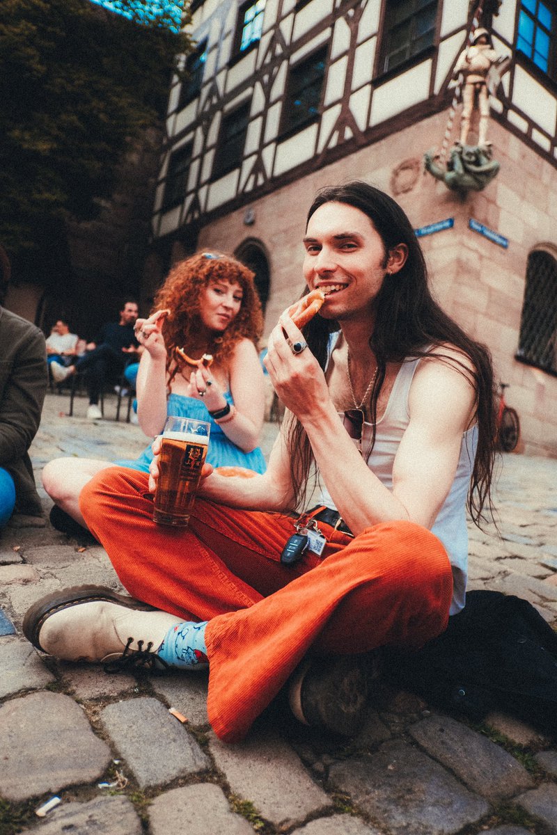 james_biss's tweet photo. Take me back to Nuremberg 🍻🌞 https://t.co/UxNRO13Qer