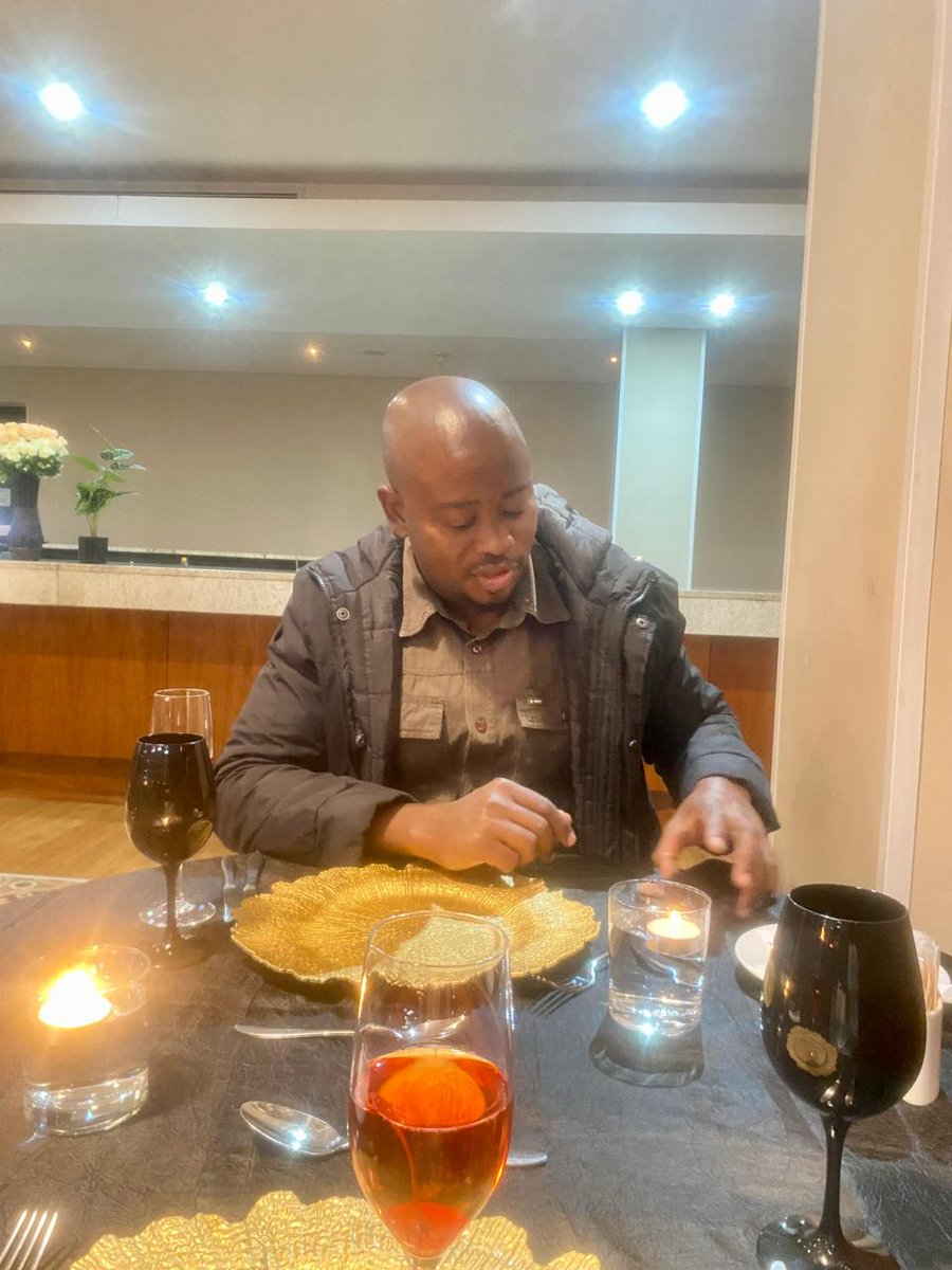 comas_thapelo's tweet photo. @Zickiie_S https://t.co/grH623NdbN