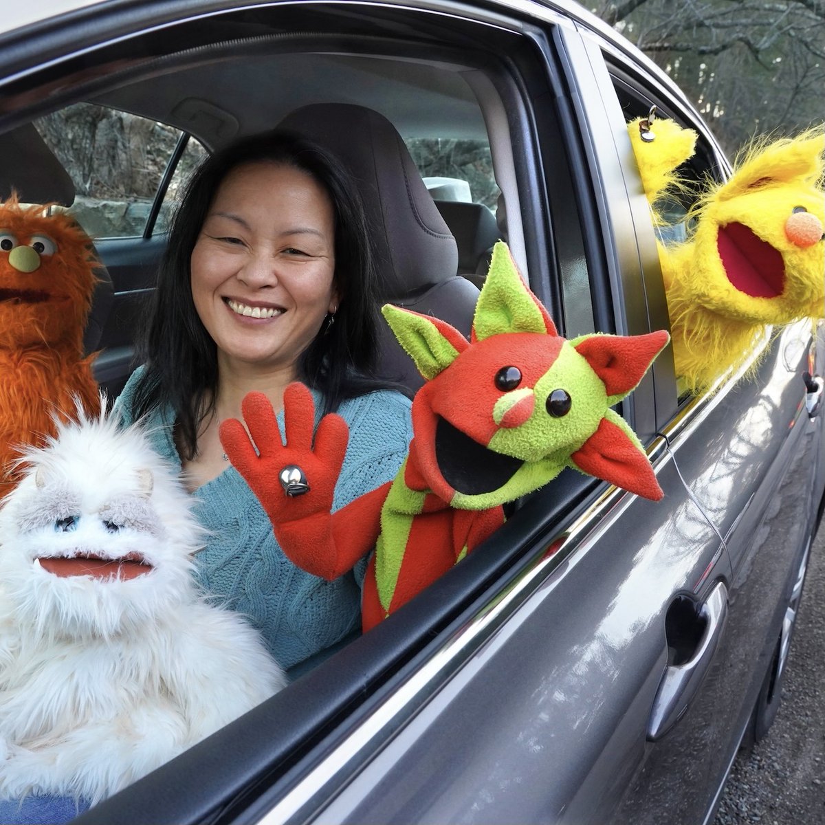 RosMainStreet's tweet photo. Tomorrow is going to be another fun-filled Saturday at the Farmers Market!

10am-11am: Puppet Story Time with Through Me To You Puppetry 
11am-11:30am: Tai Chi with YMAA Boston 
12pm-1pm: Music by Karen Ratcliffe

Join us this Saturday from 9am-1:30pm!

#ROSLove #FarmersMarket https://t.co/B6H9BYc3dg