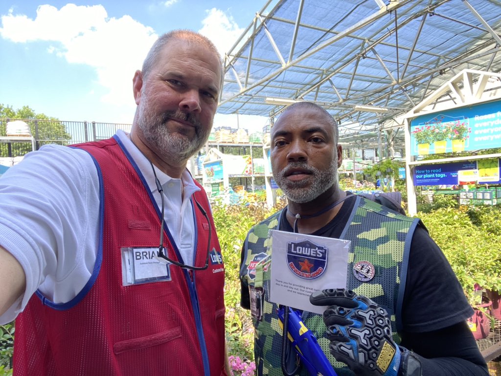 Anthony at Laurel, Store 1188. GREAT CUSTOMER SERVICE. I will put it up against anyone in the company. Thanks Anthony! <a href="/weavkiler/">Weaver</a> <a href="/KSaavedra1188/">Keshia Saavedra</a> <a href="/DCT0813MD/">Dante Thomas</a> <a href="/BenitoKomadina/">Benito.Komadina@Lowes</a> <a href="/BlueBoxR1/">@BlueBoxR1</a>