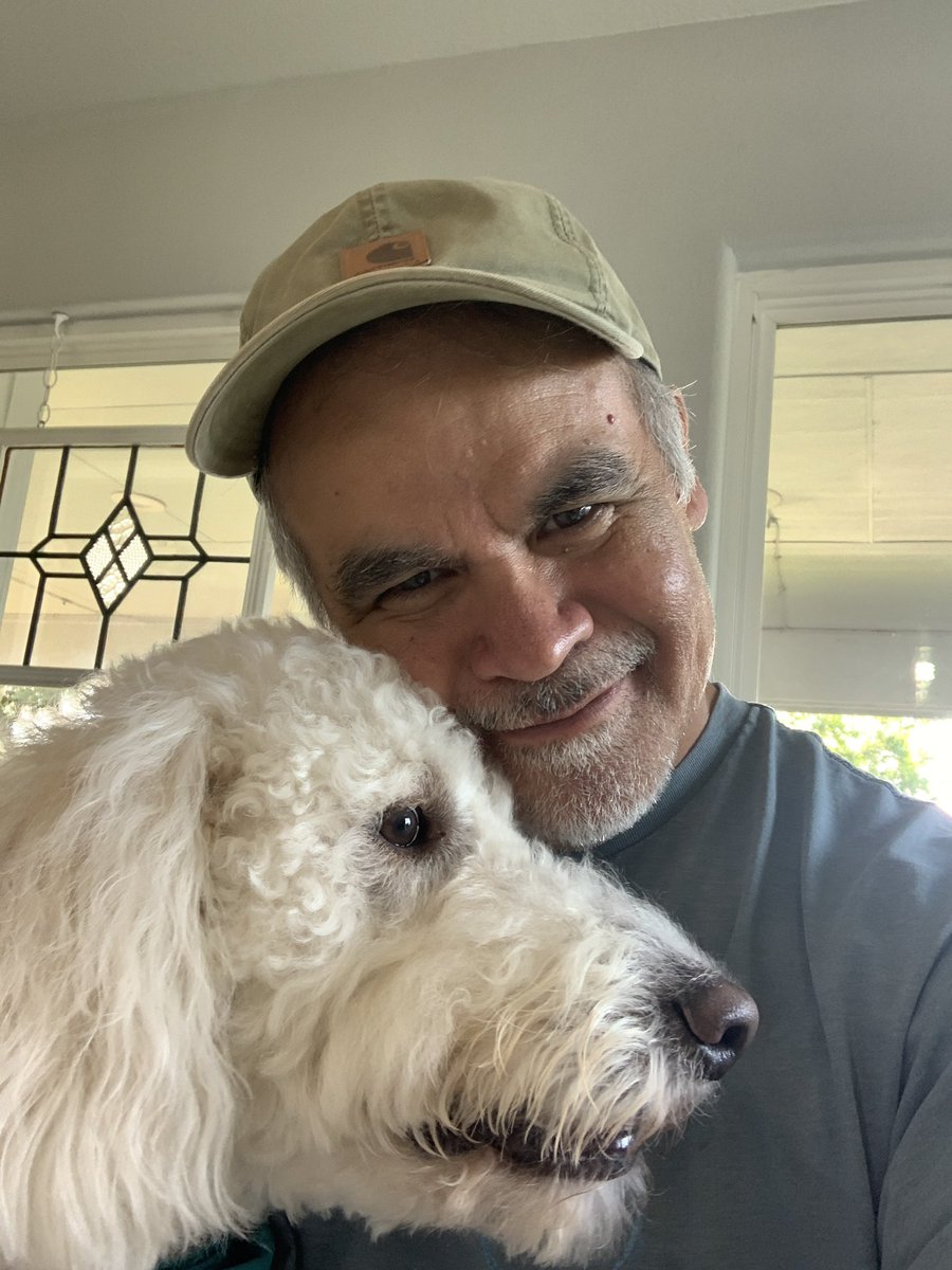 I don’t have a dog but this pup, “Nash”, we sit for has won me over. I mean, look at him!